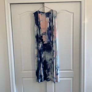 A set, long part is a Large and pants a Large